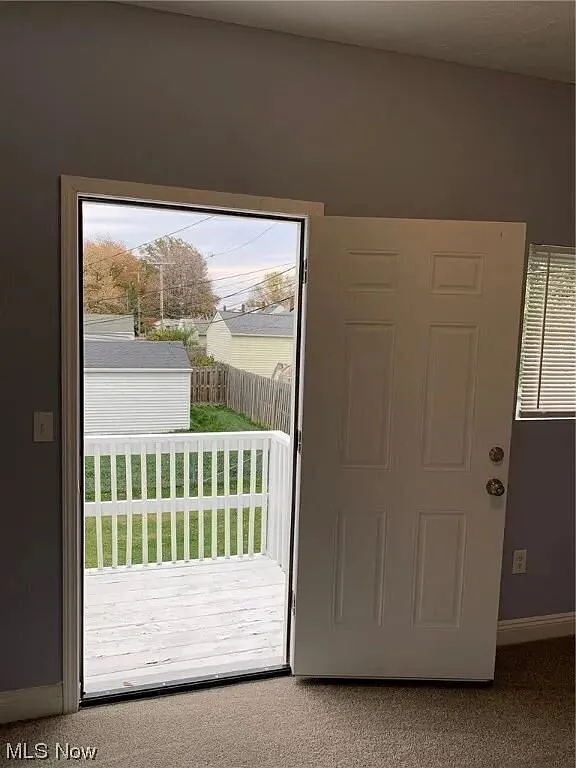 3-Bedroom Back House with Appliances, A/C and Driveway Parking in Wickliffe — Photo 3