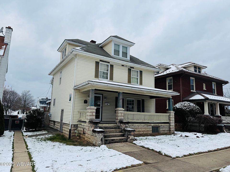 1st image of 204 W Central Ave S