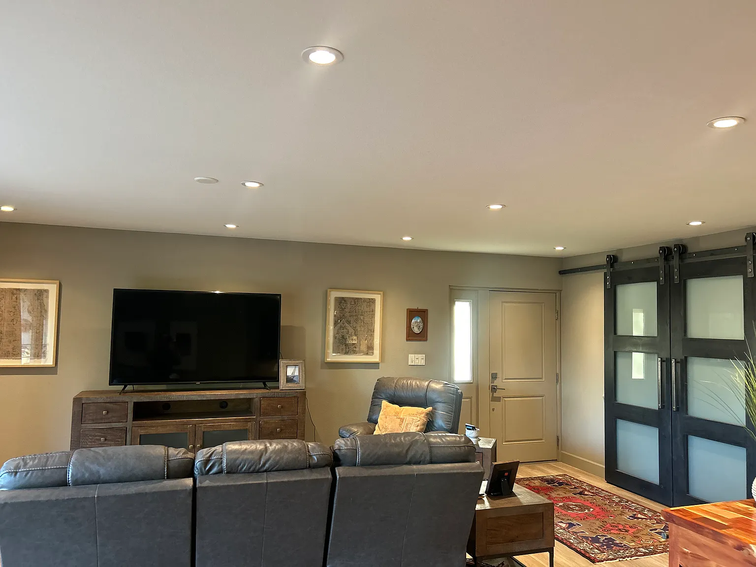 1 bed, 805 sqft, $1,900 — Photo 2