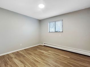 1736 Porter St SW #7, Wyoming, MI 49519