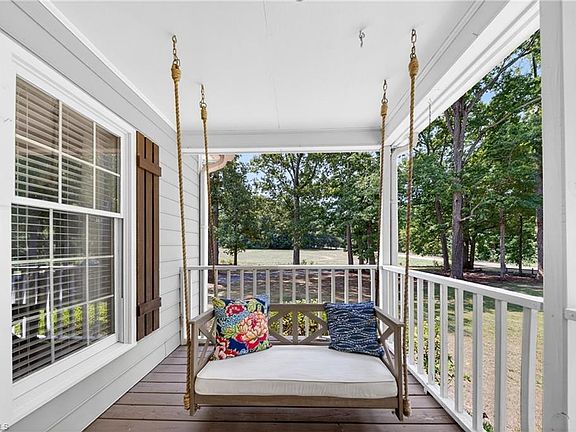 3rd image of 3510 Sweetgum Rd