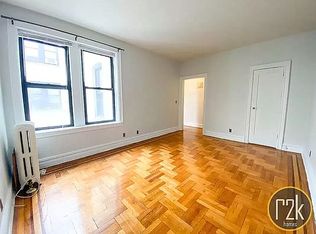 31-60 33rd St #B8, Astoria, NY 11106
