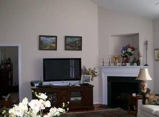 5109 Berkeley Creek Ln, Charlotte, NC 28277