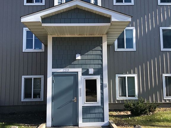 2nd image of 735 Tyler St NE APT 10