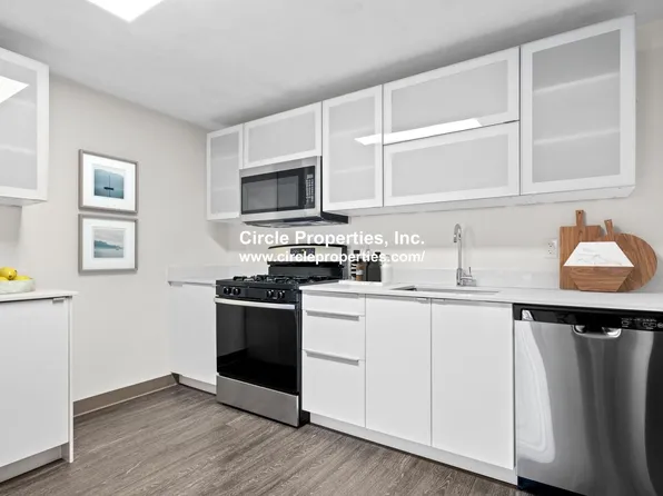 11 Darling St #18, Roxbury Crossing, MA 02120