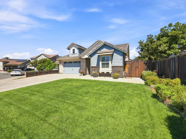 2725 Greenleaf St, Manteca, CA 95337