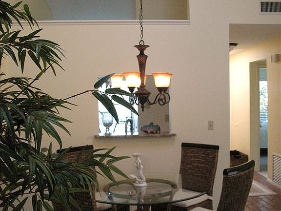 Dining Area Vaulted Ceilings