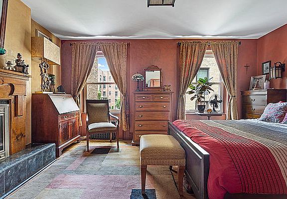 5th image of 321 2nd Ave APT 4