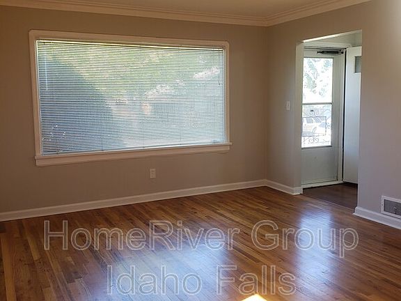 3rd image of 670 L St