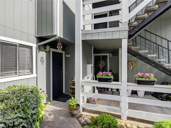 1080 Maywood Ln, Martinez, CA 94553