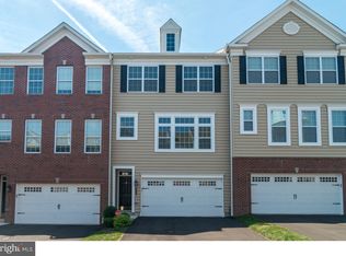 308 Van Artsdalen Ct, Sellersville, PA 18960