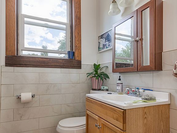 5th image of 2944 N Sacramento Ave #2