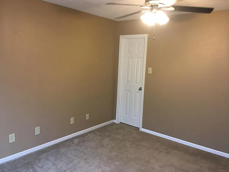 1038 Millstone Ct — Photo 8