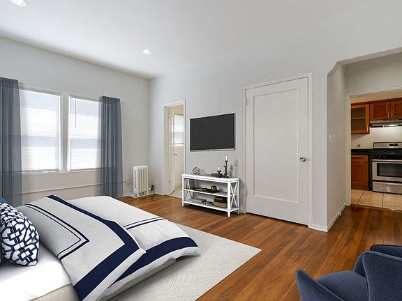 3rd image of 454 34th St #454-031