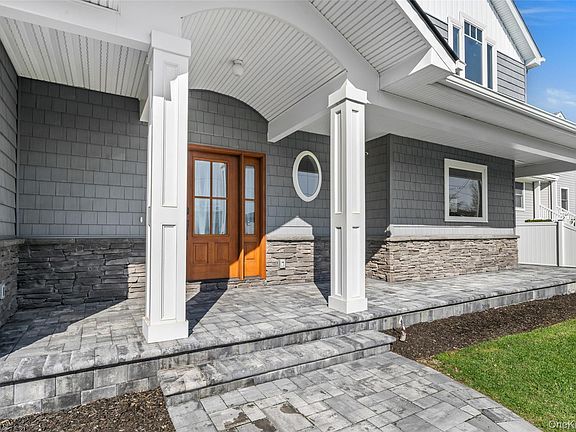 2nd image of 72 Grandview Drive