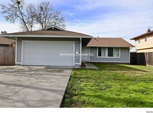 8663 Lords Manor Way, Rohnert Park, CA 94928