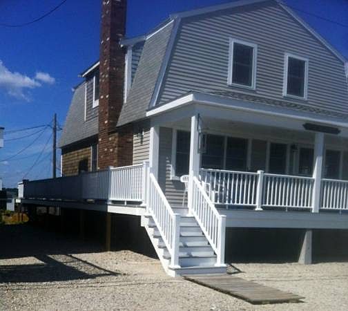 2nd image of 147 Glades Rd