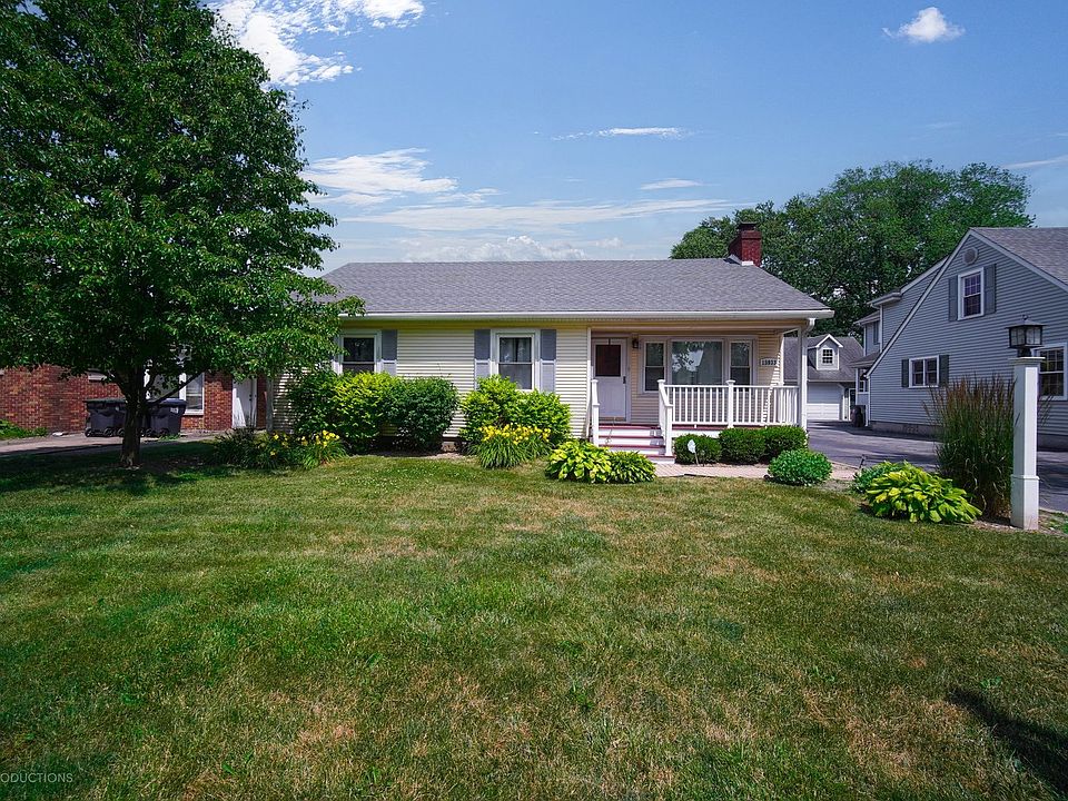 1st image of 15933 Parkside Ave