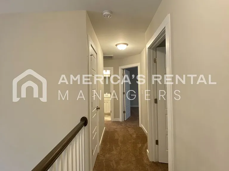 7950 Saint James Dr — Photo 19