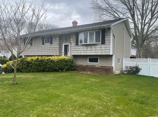 68 Dare Rd, Selden, NY 11784