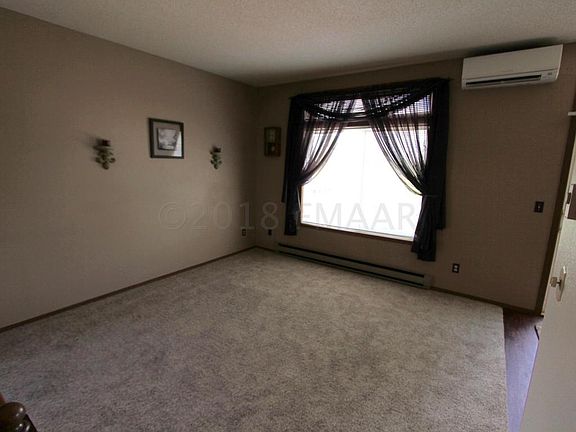 4th image of 2802 26th Street Cir S
