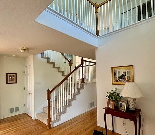 3rd image of 5725 Blue Mountain Cir