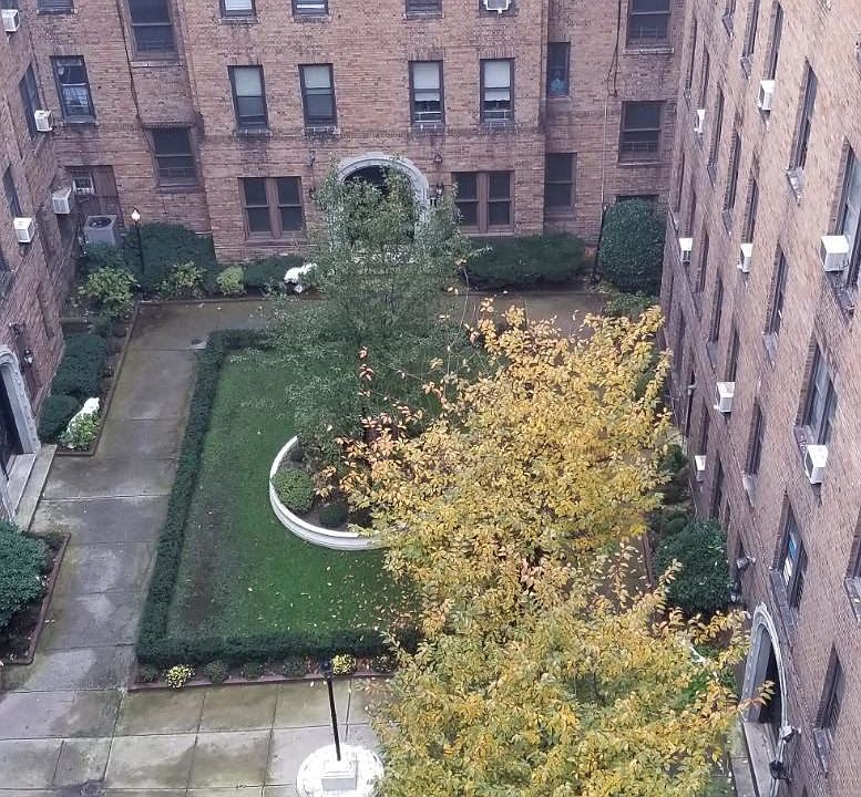 1st image of 4863 Broadway APT 6R