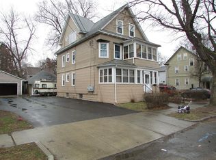 40 Denton Cir, Springfield, MA 01104