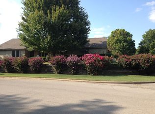 6011 E 75th St, Tulsa, OK 74136