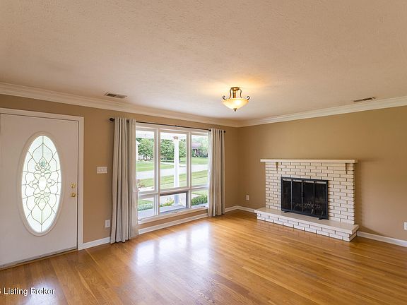 4th image of 9009 Annlou Dr