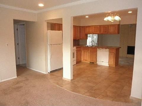 3rd image of 33094 McCoy Dr