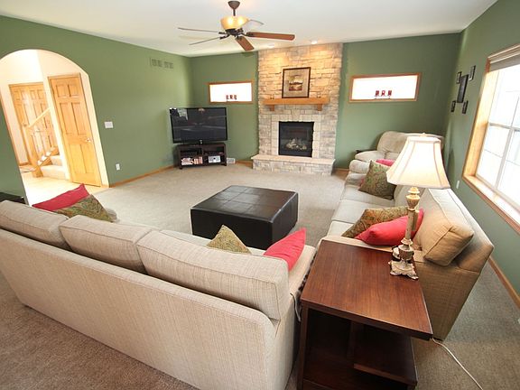 4th image of N78W22918 N Coldwater Cir