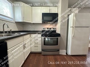 934 S Park St, Kalamazoo, MI 49001