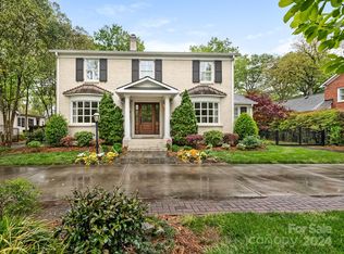 1232 Providence Rd, Charlotte, NC 28207