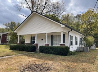 615 Fall River Rd, Lawrenceburg, TN 38464