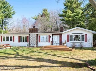 1618 N Shore Dr, Mears, MI 49436