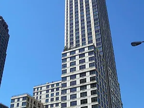 200 Riverside Boulevard image 12 of 18