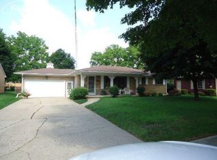 427 Joyce Dr, Flushing, MI 48433