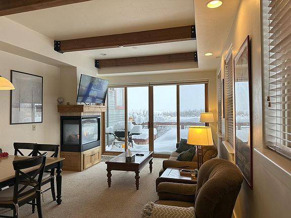 Living area.