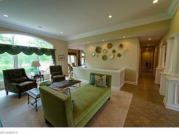4th image of 3932 Montereale Dr