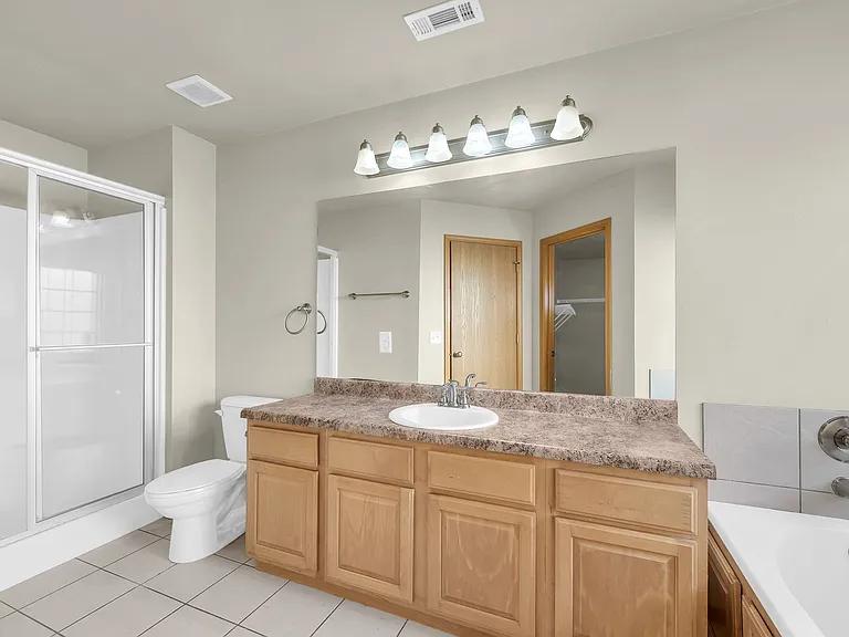 2970 W Old Farmington Rd — Photo 14
