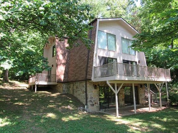 5th image of 1235 Tanglewood Dr