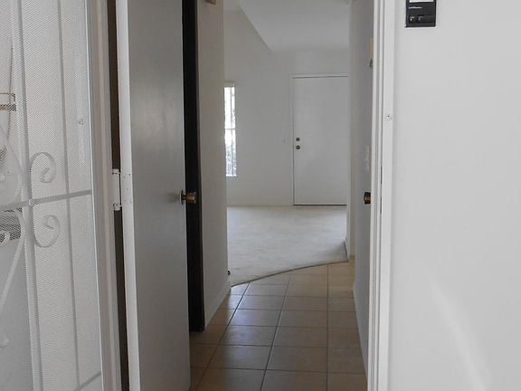 Garage entry to townhouse