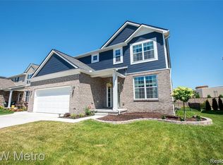 49466 Nicholette, Utica, MI