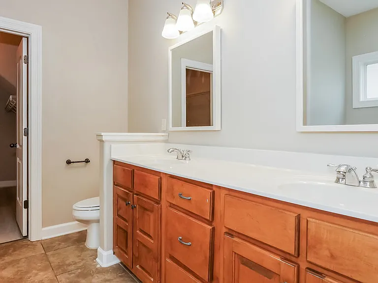 3424 Champion Hills Dr — Photo 11