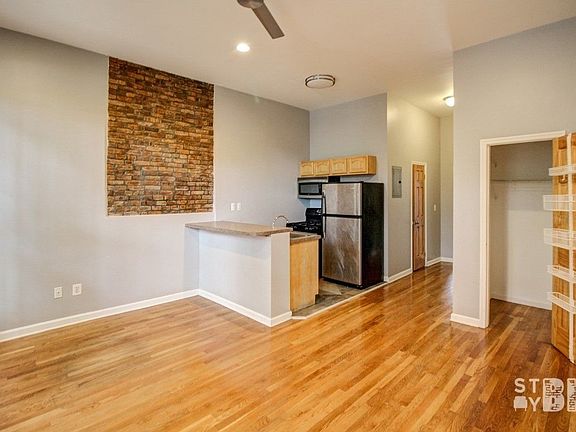 5th image of 38 Halsey St #2B