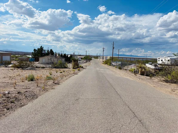 122 San Mateo Ave, Truth Or Consequences, NM 87935
