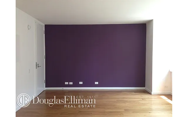 Rented by Douglas Elliman | media 39