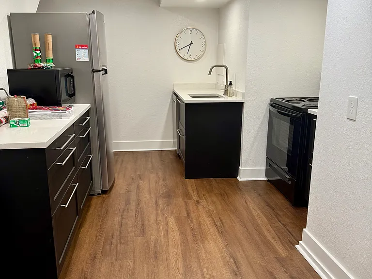 Full kitchen in basement