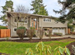 12134 SE 44th Pl, Bellevue, WA 98006